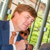Koning Willem-Alexander slaat eerste 2 euro Koningsdubbelportret